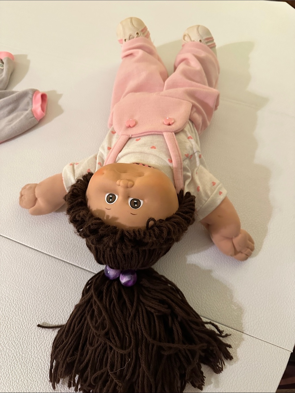 Rare Cabbage Patch Kid Girl with Pink Overalls Accessories